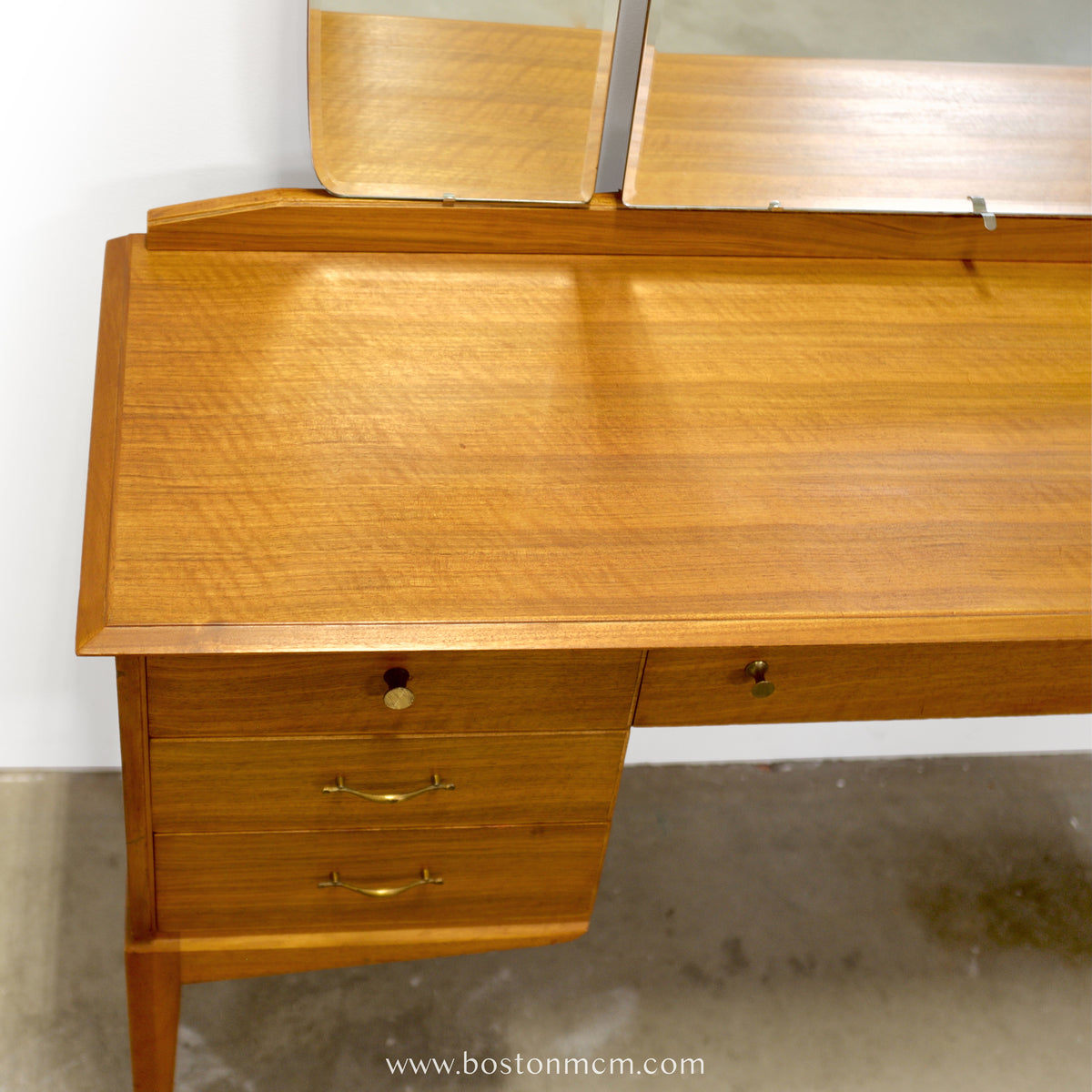 Alfred Cox, Ltd. Walnut Vanity with Triptych Mirror - #A2332
