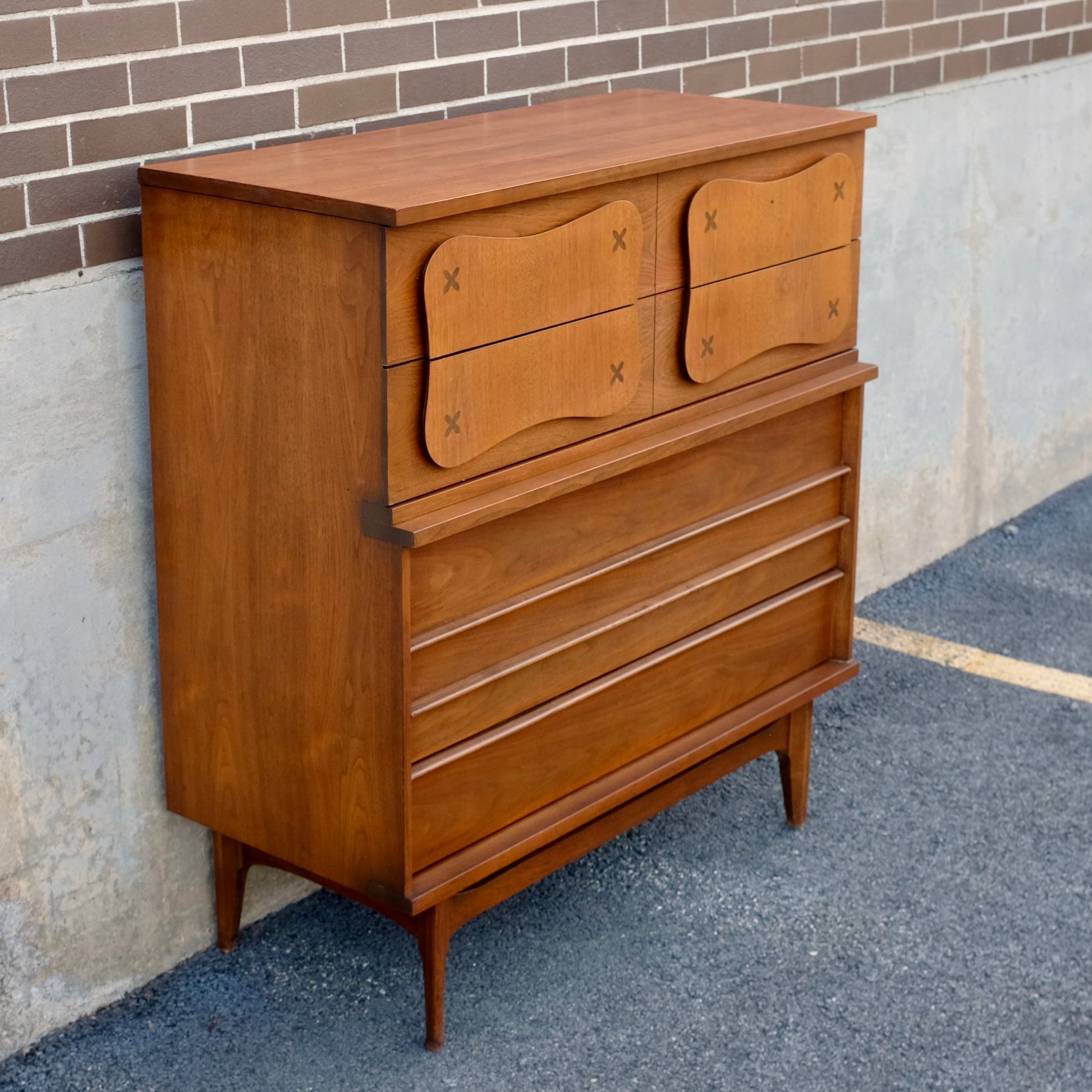 Mid Century Modern Vintage Bassett Furniture