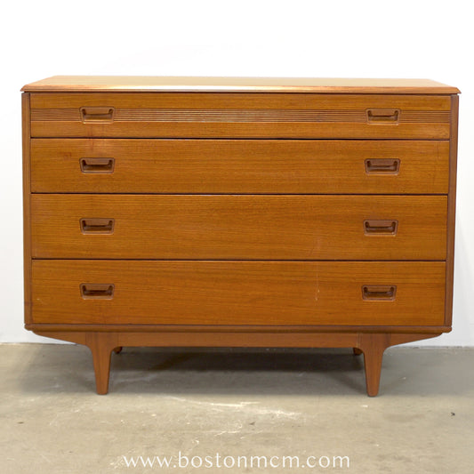 Butilux 4 Drawer Dresser - #A2306