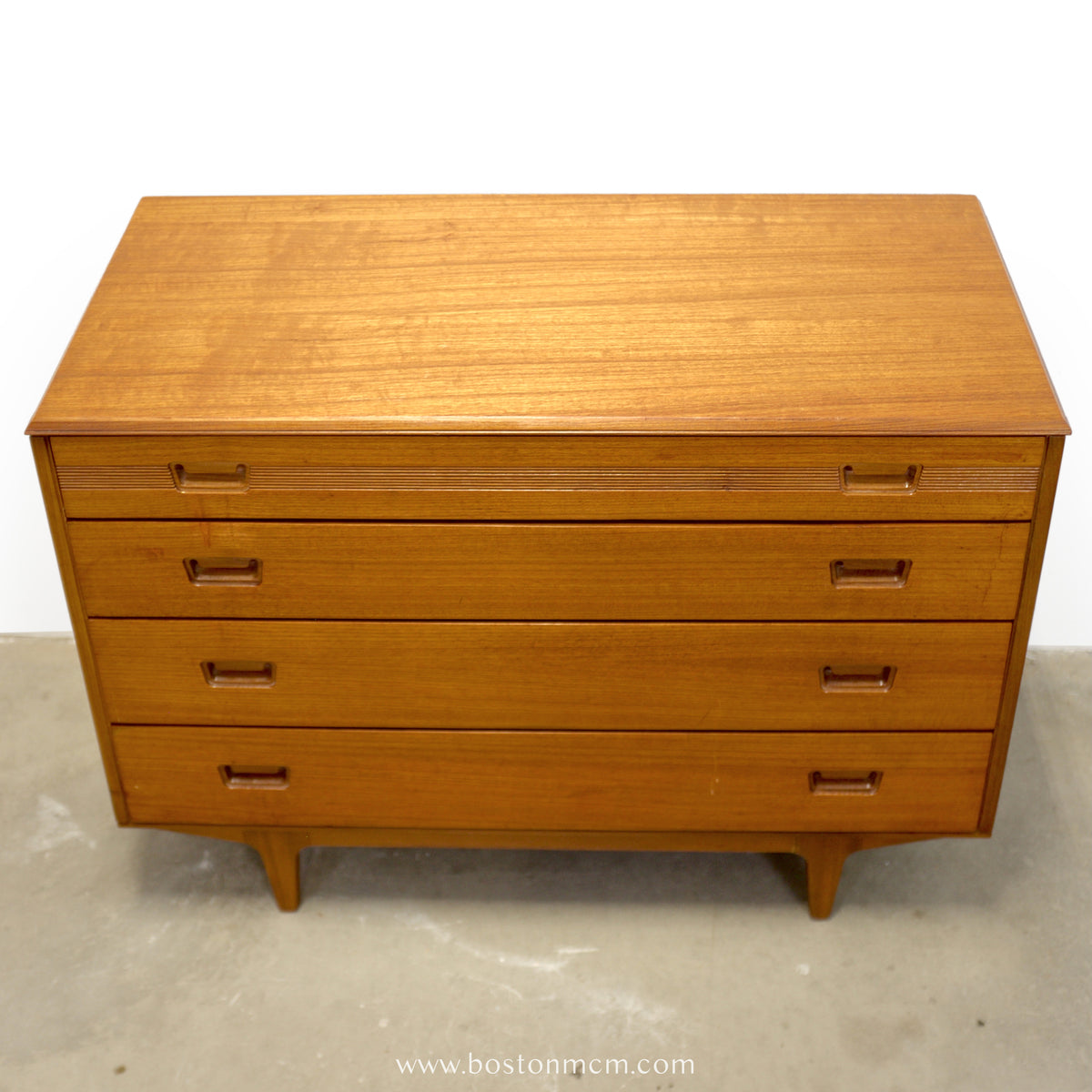 Butilux 4 Drawer Dresser - #A2306