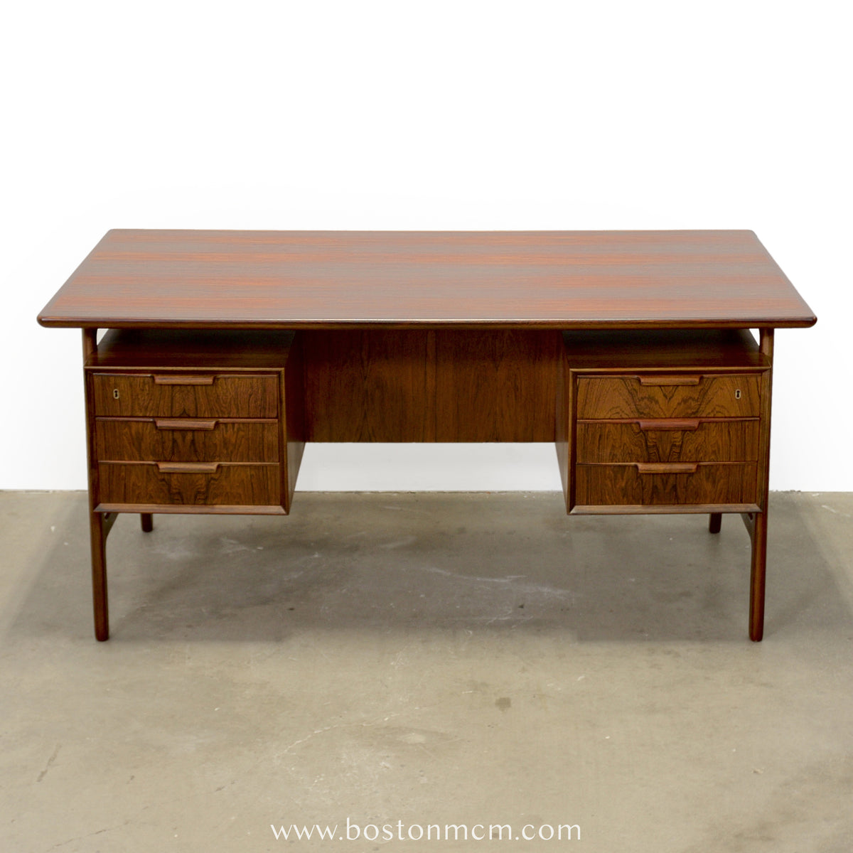 Omann Jun. Møbelfabrik  Model No. 75 Rosewood Desk - #A2251