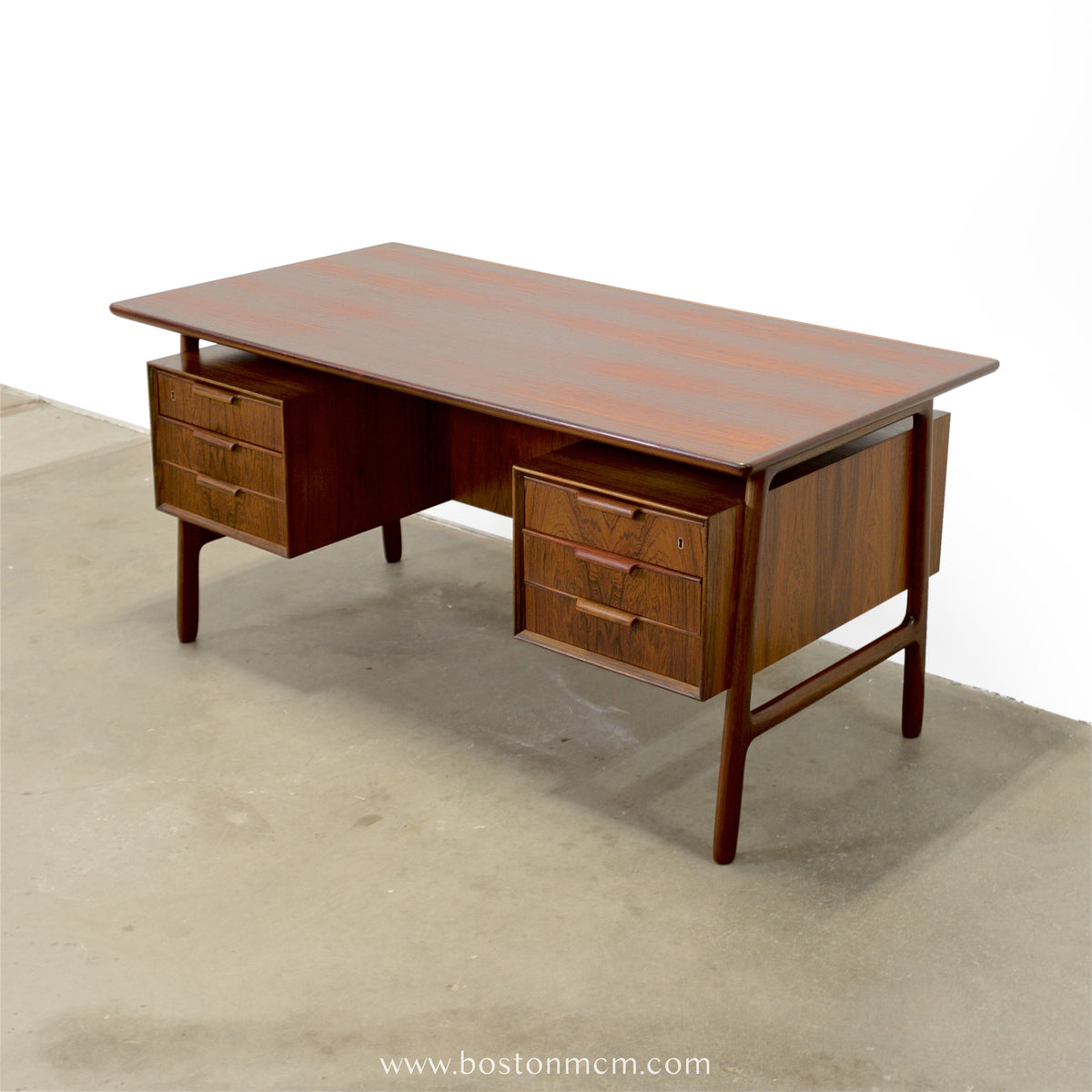 Omann Jun. Møbelfabrik  Model No. 75 Rosewood Desk - #A2251