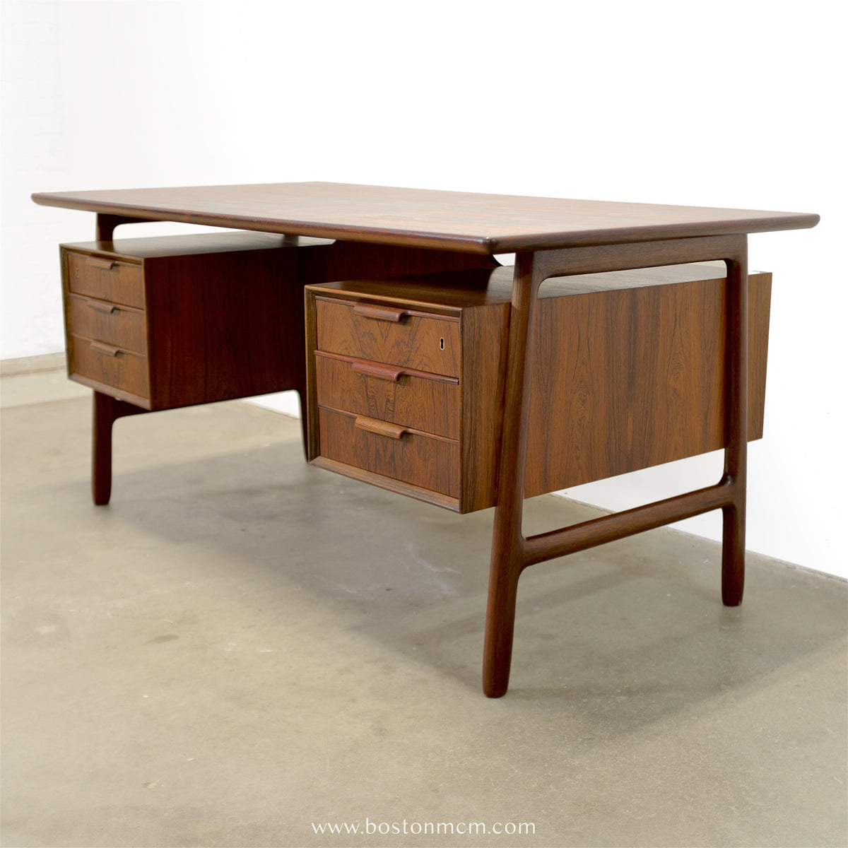 Omann Jun. Møbelfabrik  Model No. 75 Rosewood Desk - #A2251