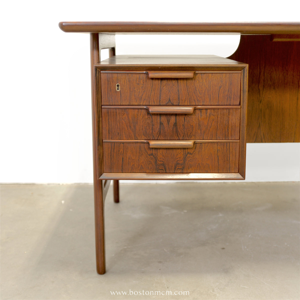 Omann Jun. Møbelfabrik  Model No. 75 Rosewood Desk - #A2251
