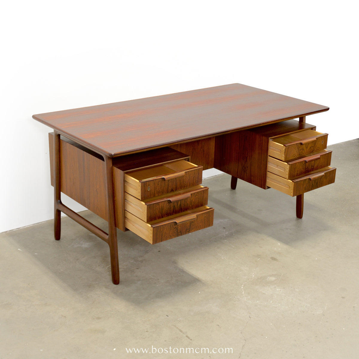 Omann Jun. Møbelfabrik  Model No. 75 Rosewood Desk - #A2251