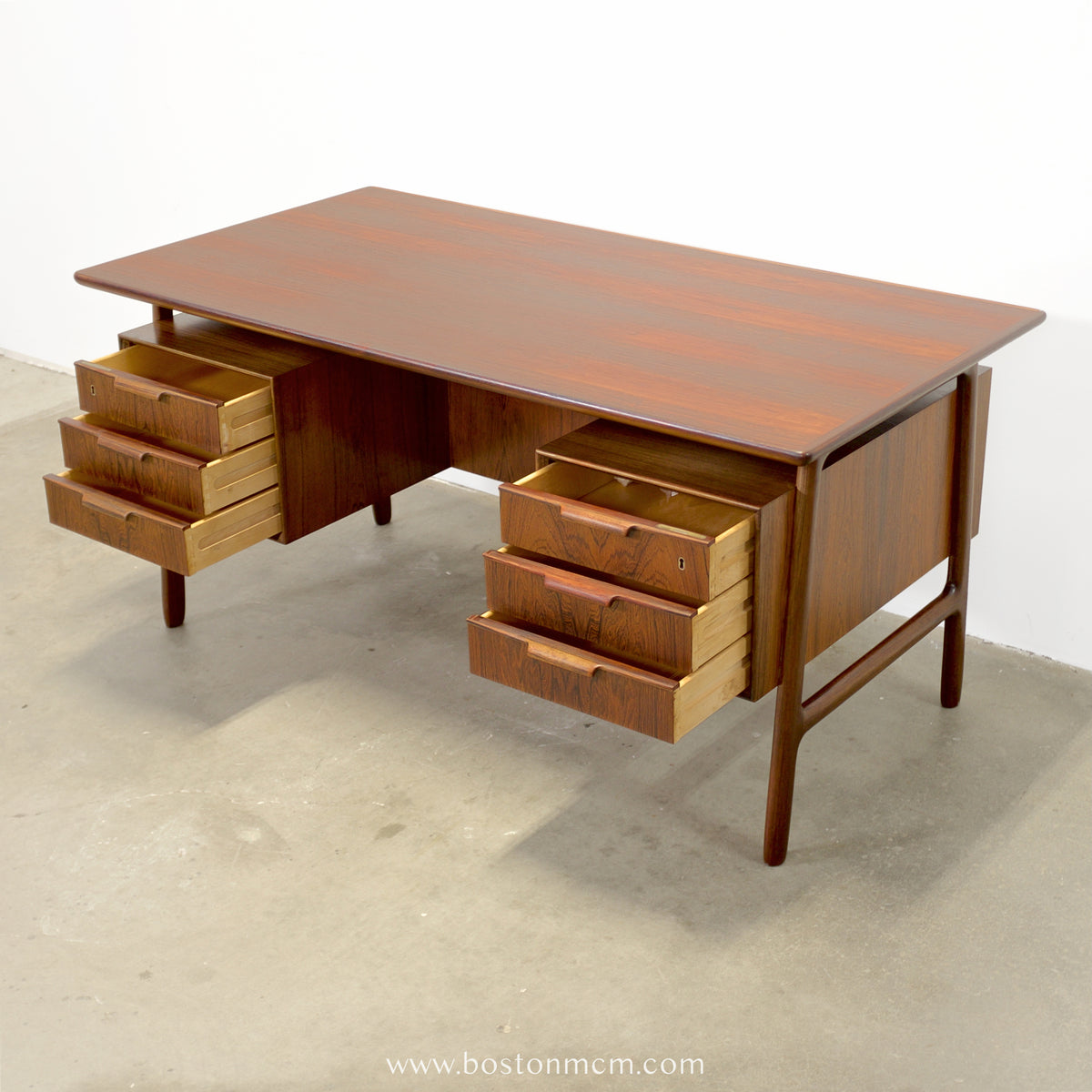 Omann Jun. Møbelfabrik  Model No. 75 Rosewood Desk - #A2251