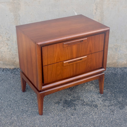 United Furniture "Discovery" Walnut Nightstand