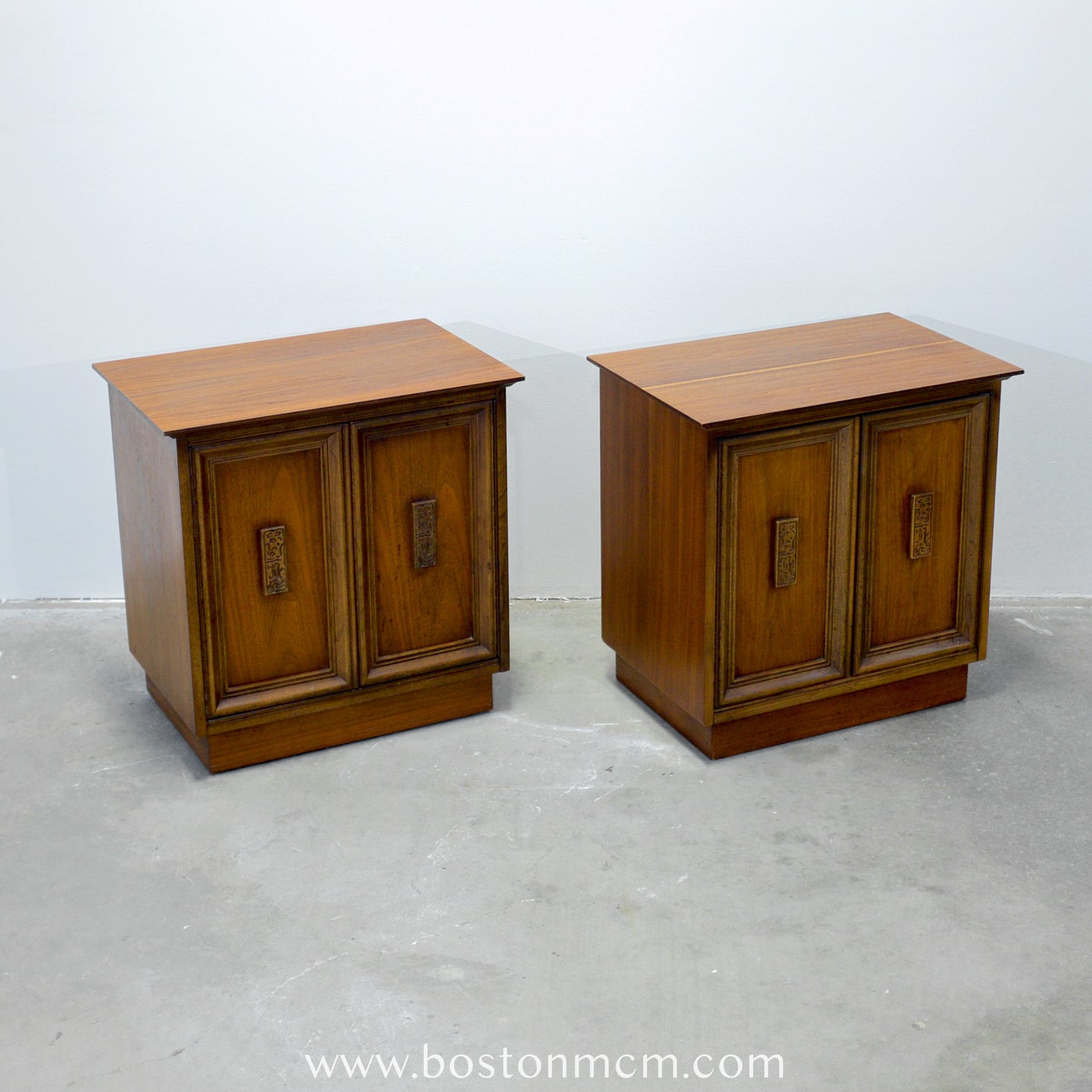 Bassett Furniture "Aztec" Walnut Pair of Nightstands - #A1376