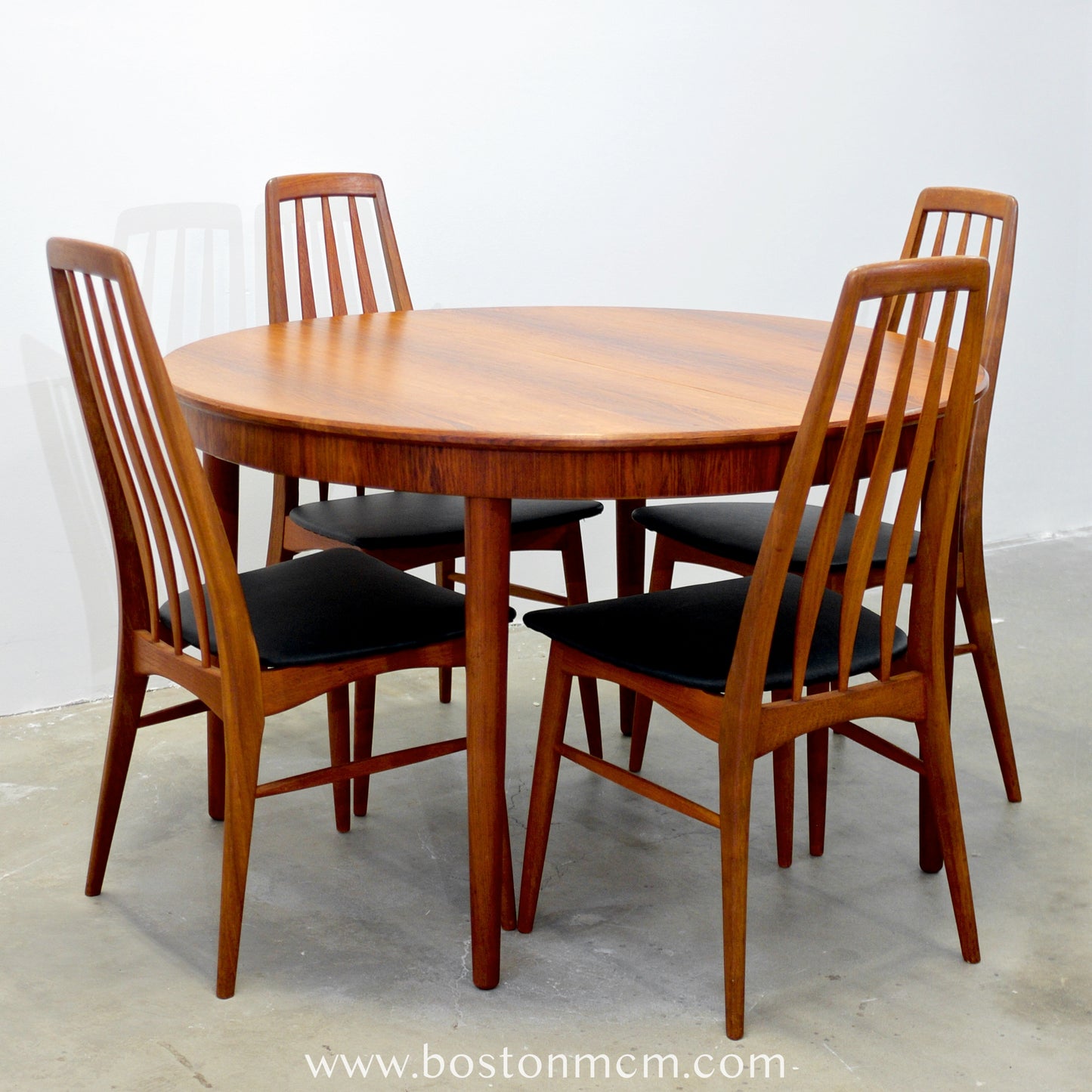 Danish Rosewood Round Dining Table - #A87