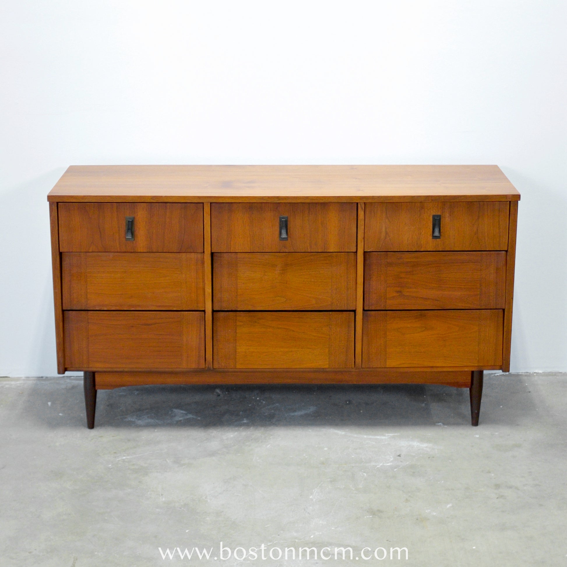 Mid Century Modern Vintage Ward Furniture Nine Drawer Dresser Boston Mid Century Modern Mid Century Modern Vintage Ward Furniture Nine Drawer Dresser Boston Mid Century Modern