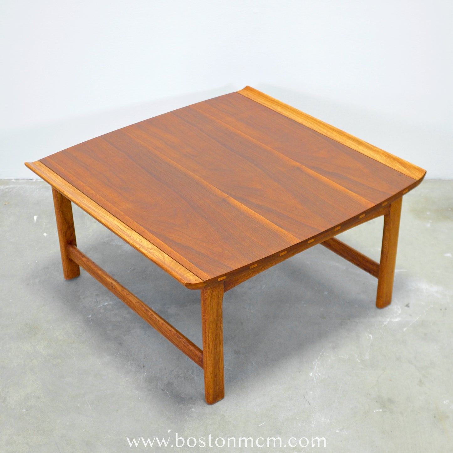 Lane Furniture "Vogue" Square Coffee Table