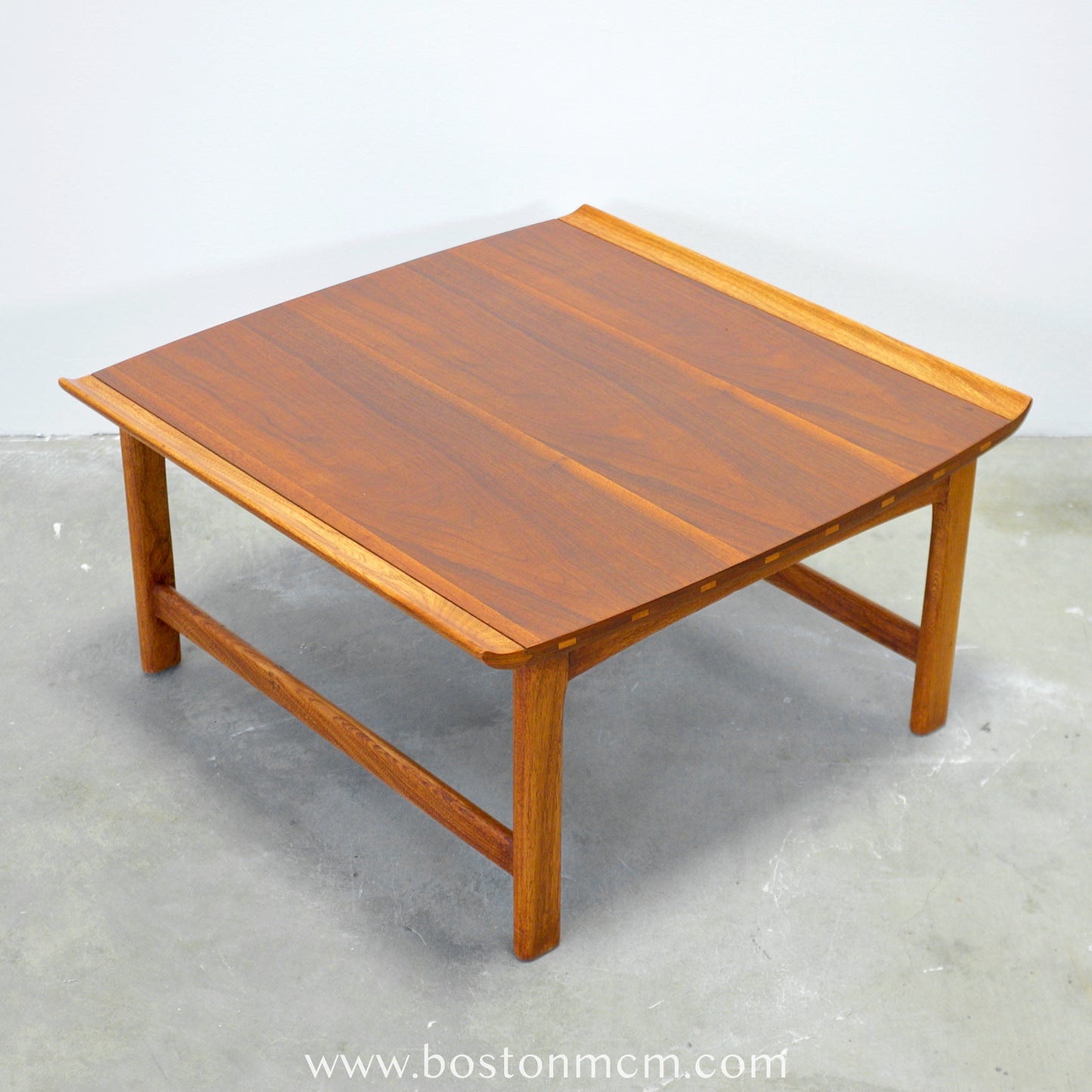 Lane Furniture "Vogue" Square Coffee Table