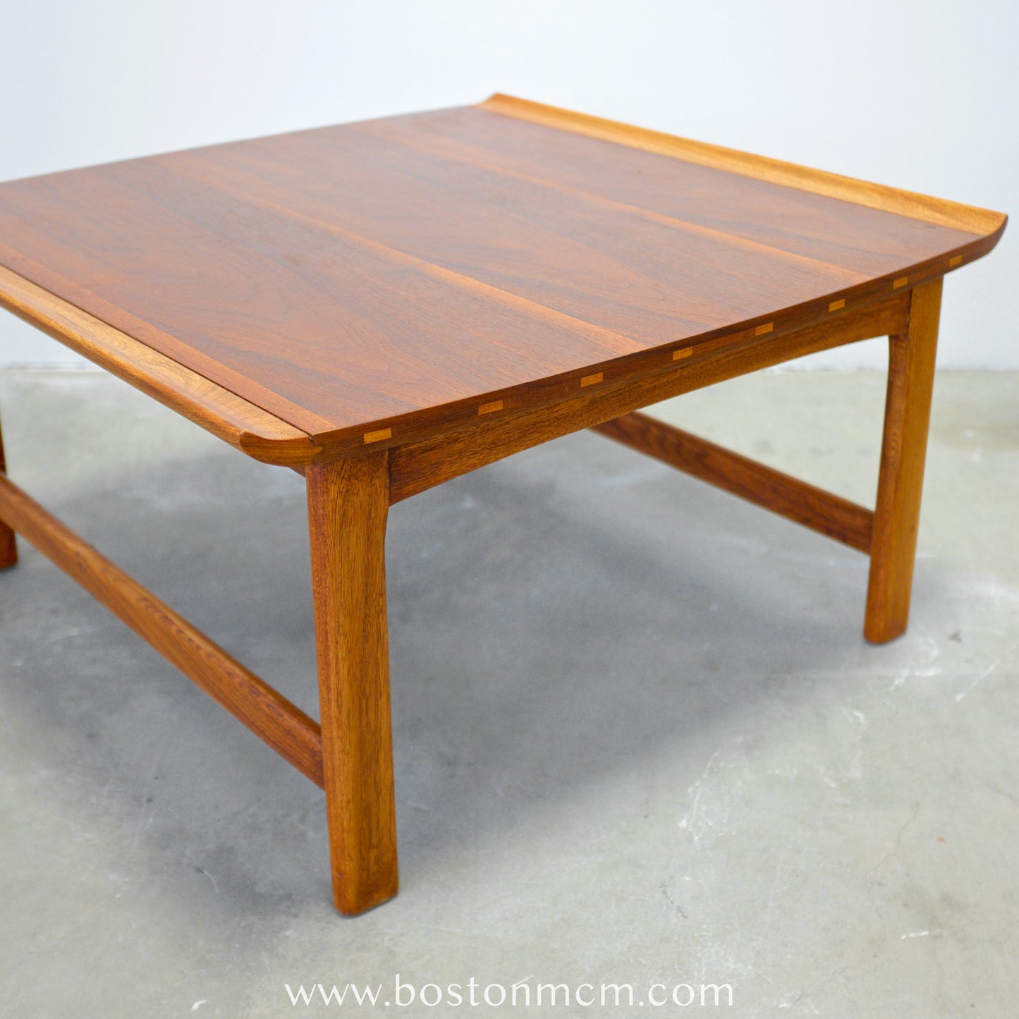 Lane Furniture "Vogue" Square Coffee Table