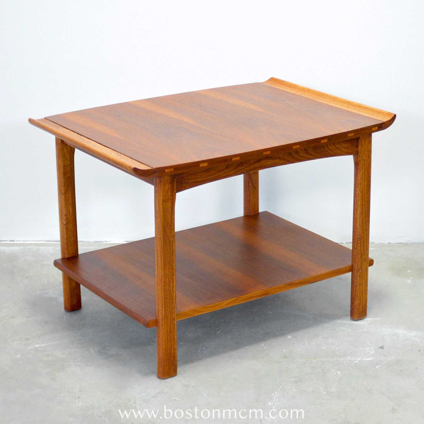 Lane Furniture "Vogue" Walnut Side Table