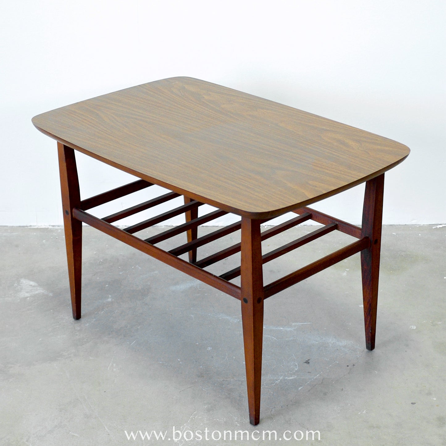 Lane Furniture "Accent II" Walnut & Laminate Side Table