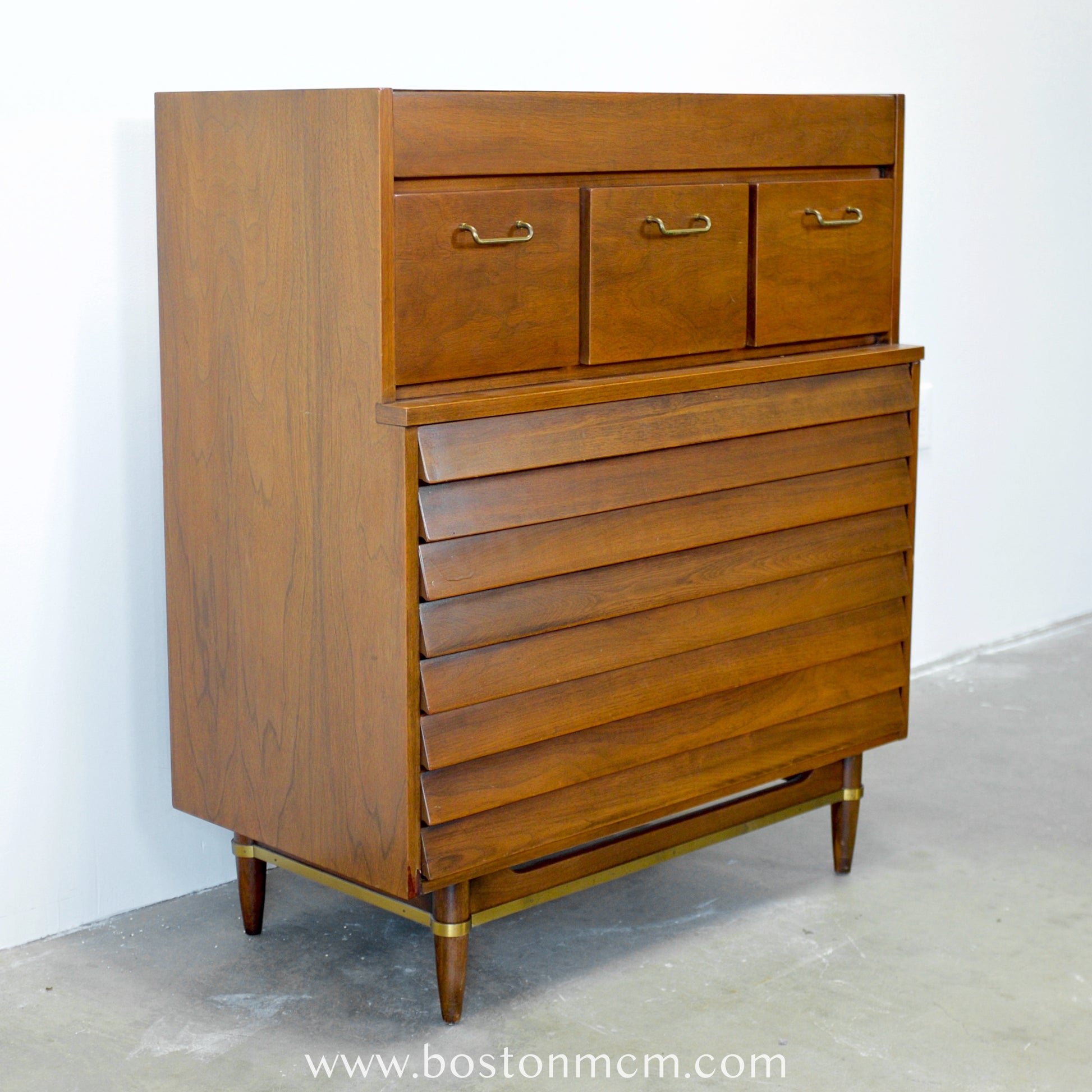 Mid Century Modern Vintage American of Martinsville "Dania" Tall Walnut Dresser Designed by Merton Gershun Boston Mid Century Modern Mid Century Modern Vintage American of Martinsville "Dania" Tall Walnut Dresser Designed by Merton Gershun Boston Mid Century Modern