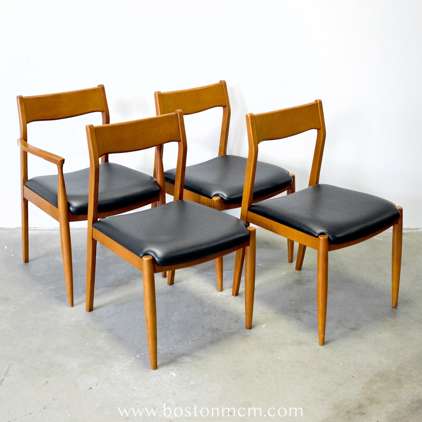 United Furniture "Intermood" Set of 4 Cherry Dining Chairs