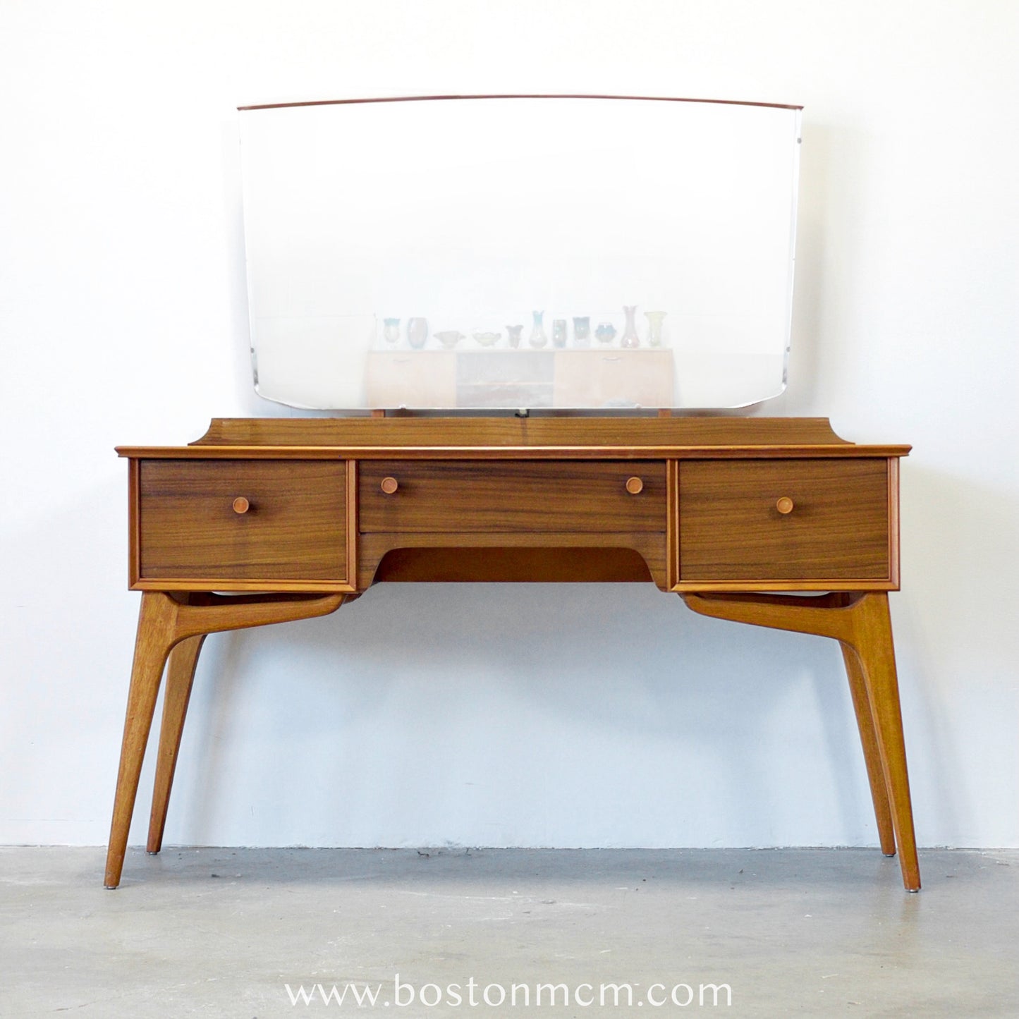 AC Furniture Dressing Table / Vanity & Mirror - #A21