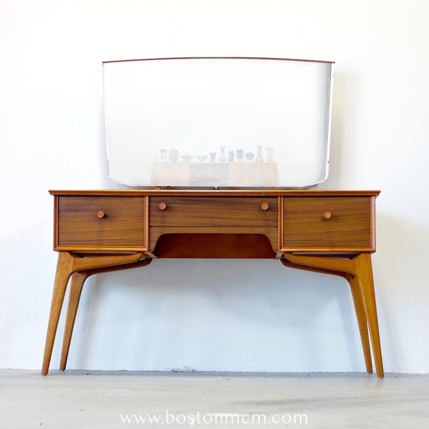 AC Furniture Dressing Table / Vanity & Mirror - #A21