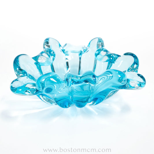 Italian Murano Art Glass Bowl, Possibly Sommerso