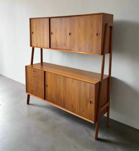 Omann Jun. Møbelfabrik Model #3 Tall Sideboard / Highboard Designed by Gunni Omann - #A1712
