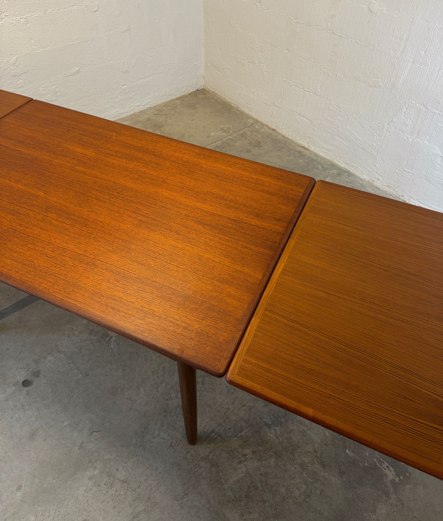 Danish Teak Draw Leaf Dining Table - #A1716