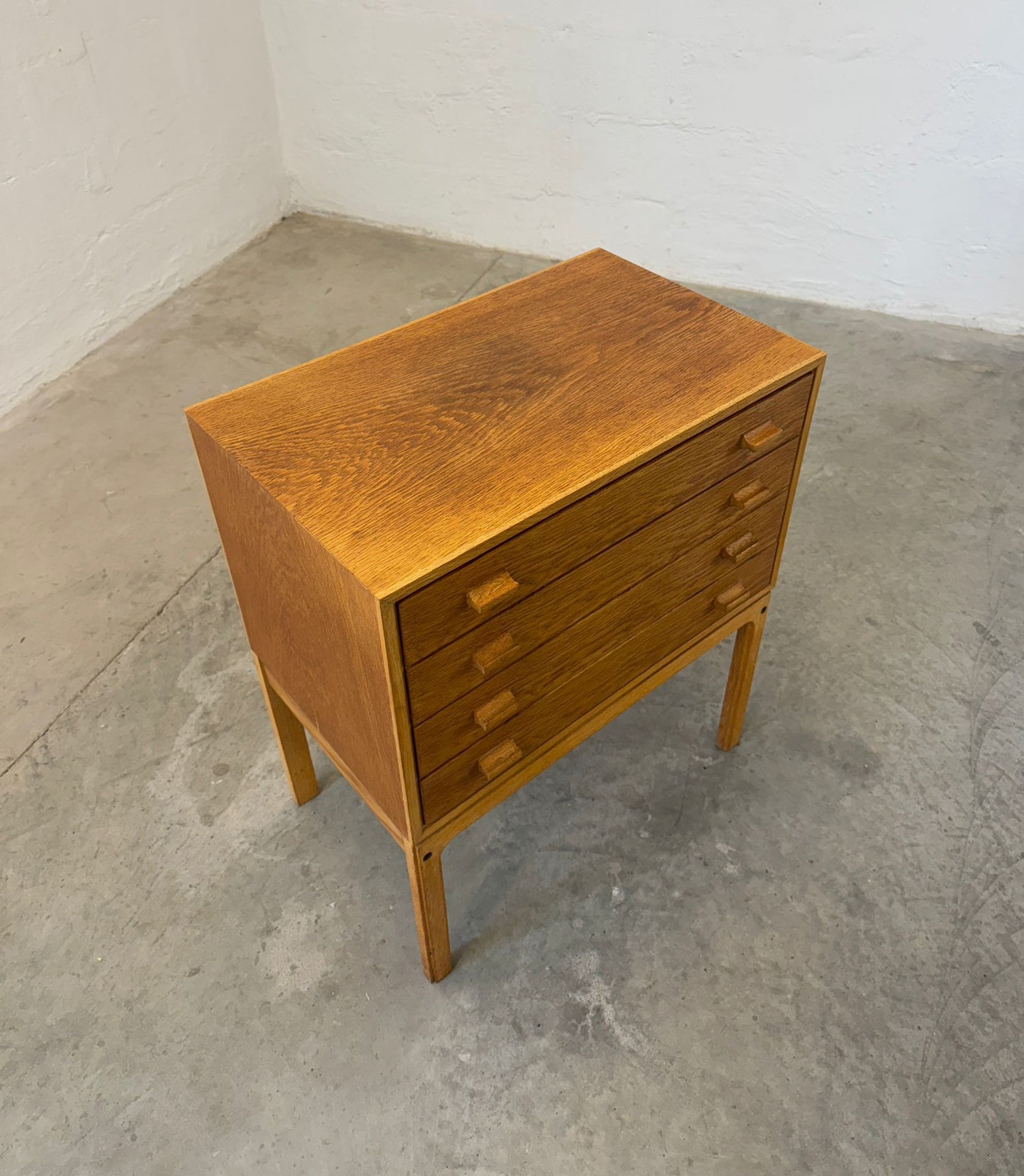 Danish Oak Chest of Drawers / Small Dresser - #A1742