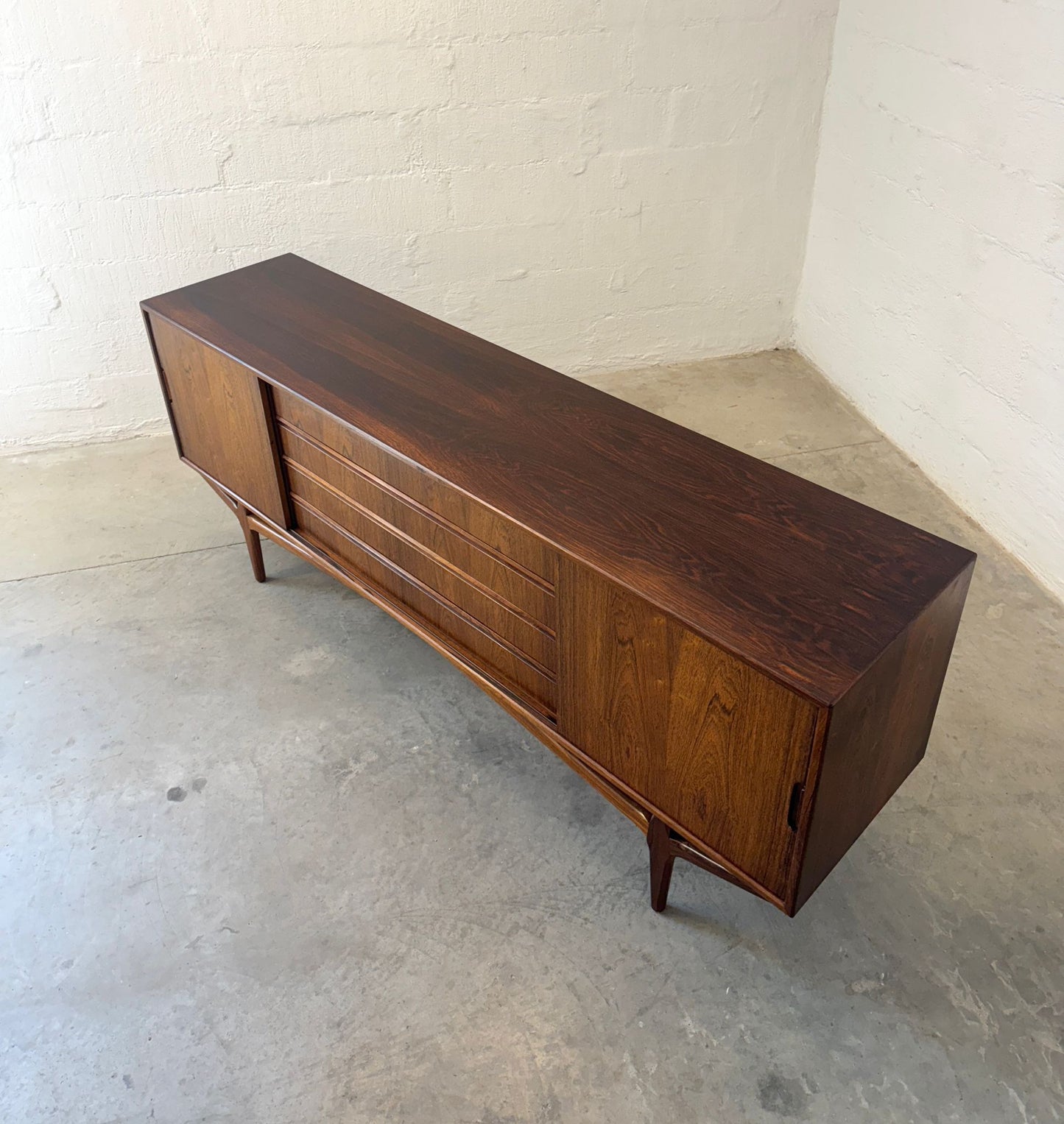 Løsning Møbelfabrik Rosewood  Sideboard Designed by Knud Nielsen - #A1753