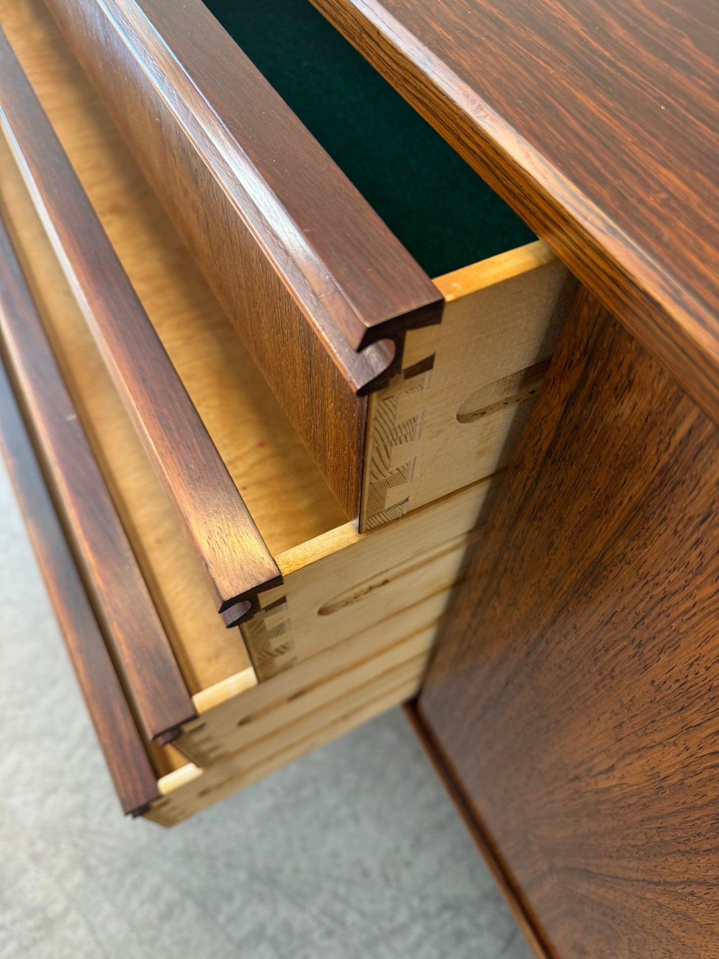 Løsning Møbelfabrik Rosewood  Sideboard Designed by Knud Nielsen - #A1753