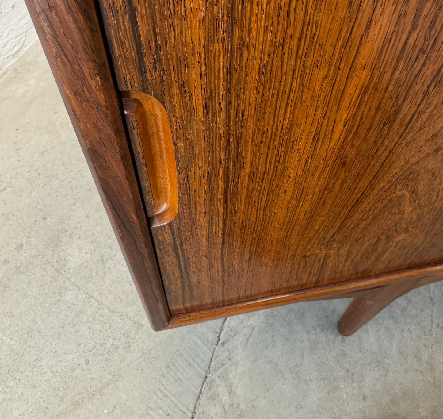 Løsning Møbelfabrik Rosewood  Sideboard Designed by Knud Nielsen - #A1753