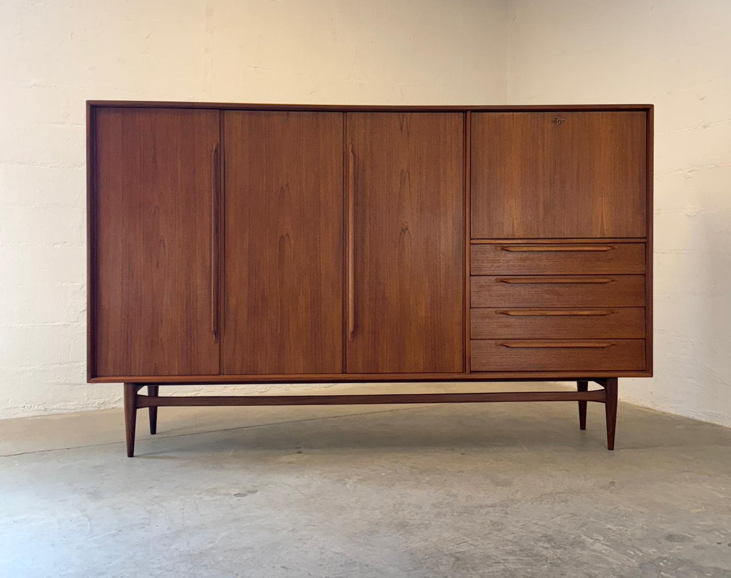 RT Möbel Highboard / Tall Sideboard Designed by Heinrich Riesenpatt - #A2104