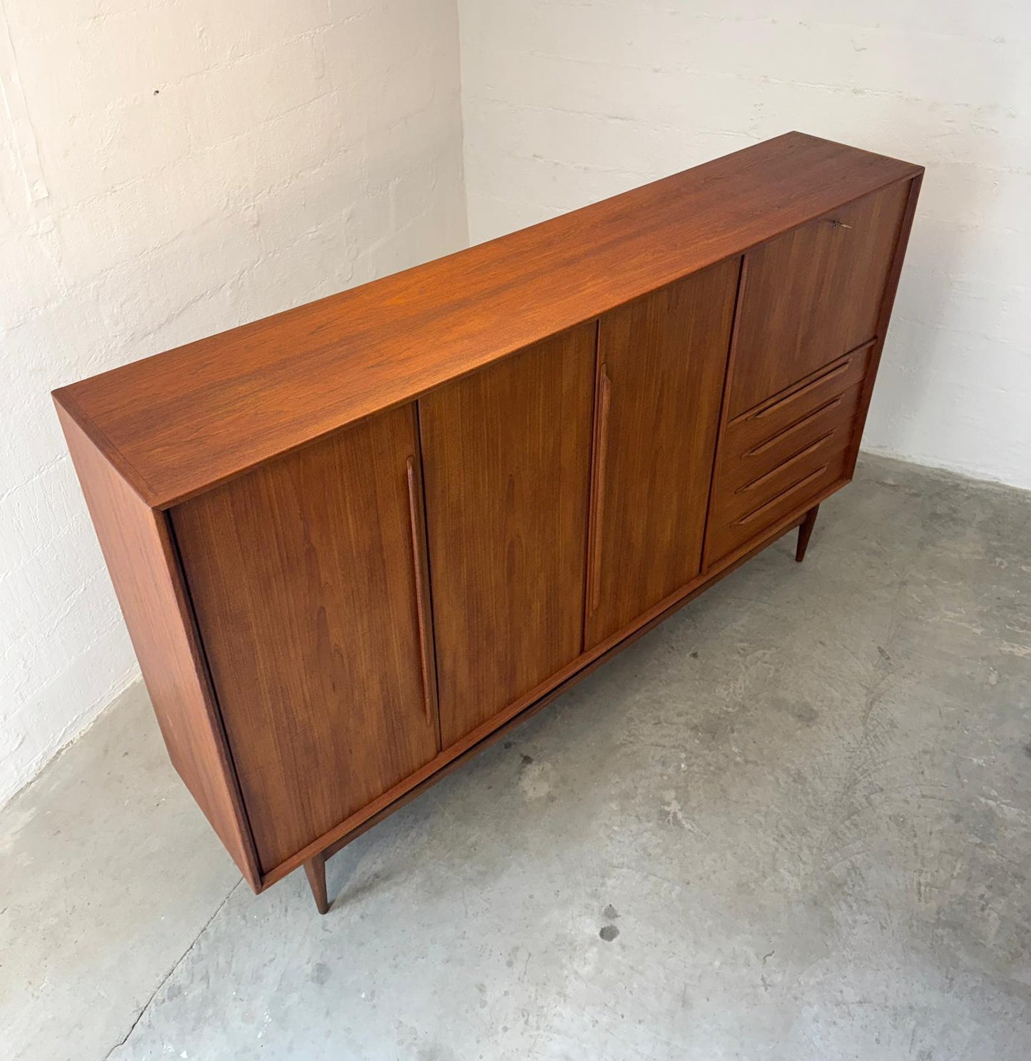 RT Möbel Highboard / Tall Sideboard Designed by Heinrich Riesenpatt - #A2104