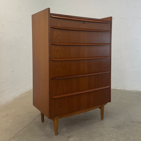 Skillinge Møbelfabrik Dresser Designed by Michael Bloch - #A2120