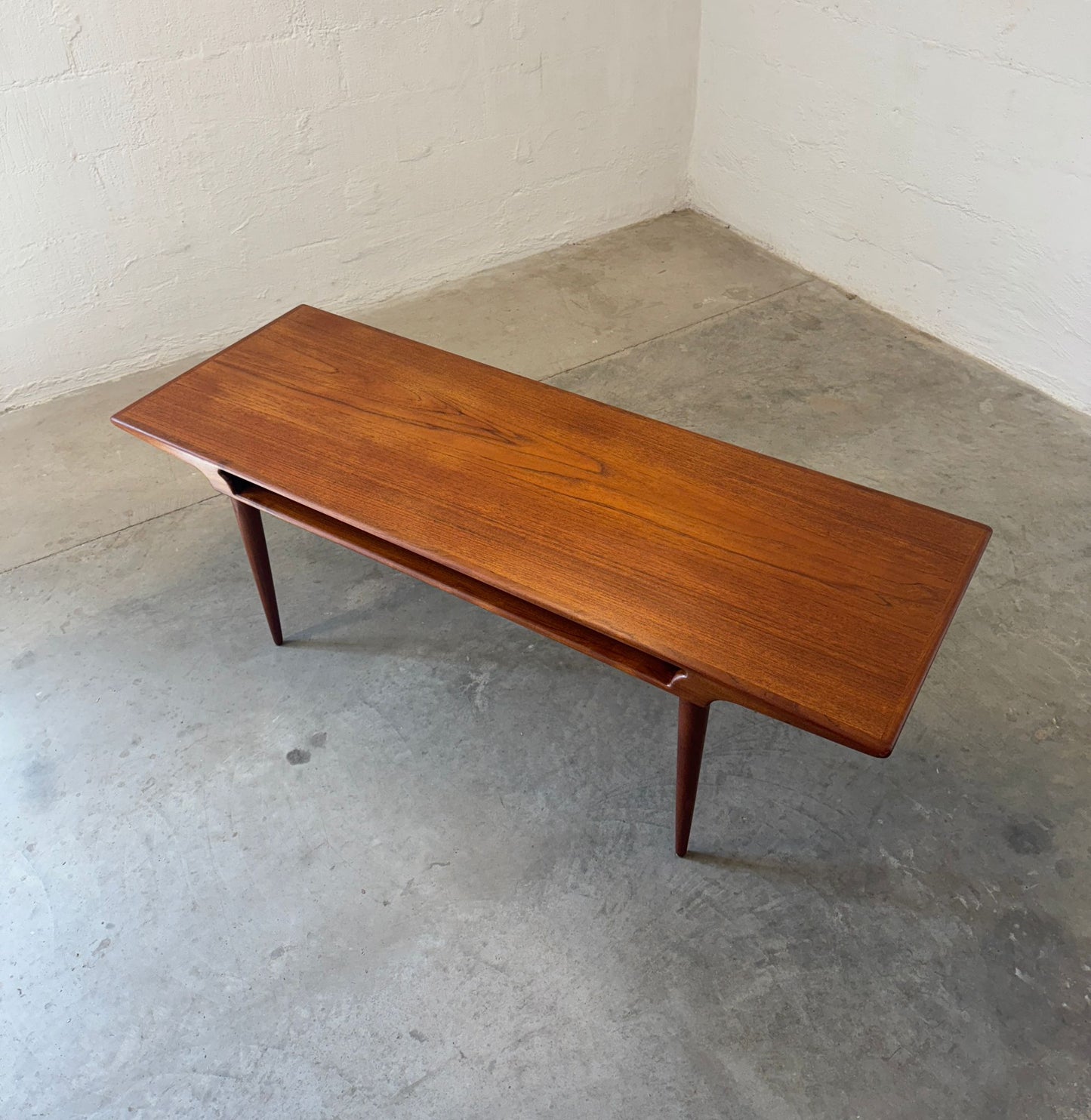 Omann Jun. Møbelfabrik Model 107 Coffee Table Designed by Gunni Omann - #A2134