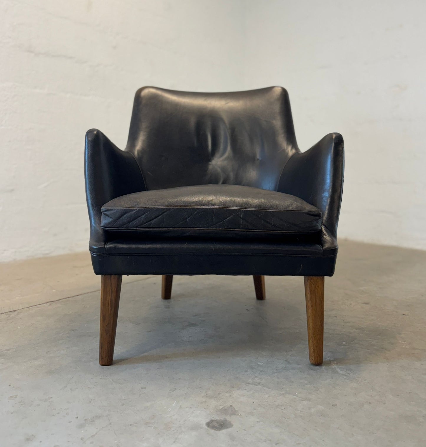 Ivan Schlechter Leather Model AV 53 Loveseat & Chair Designed by Arne Vodder - #A2138