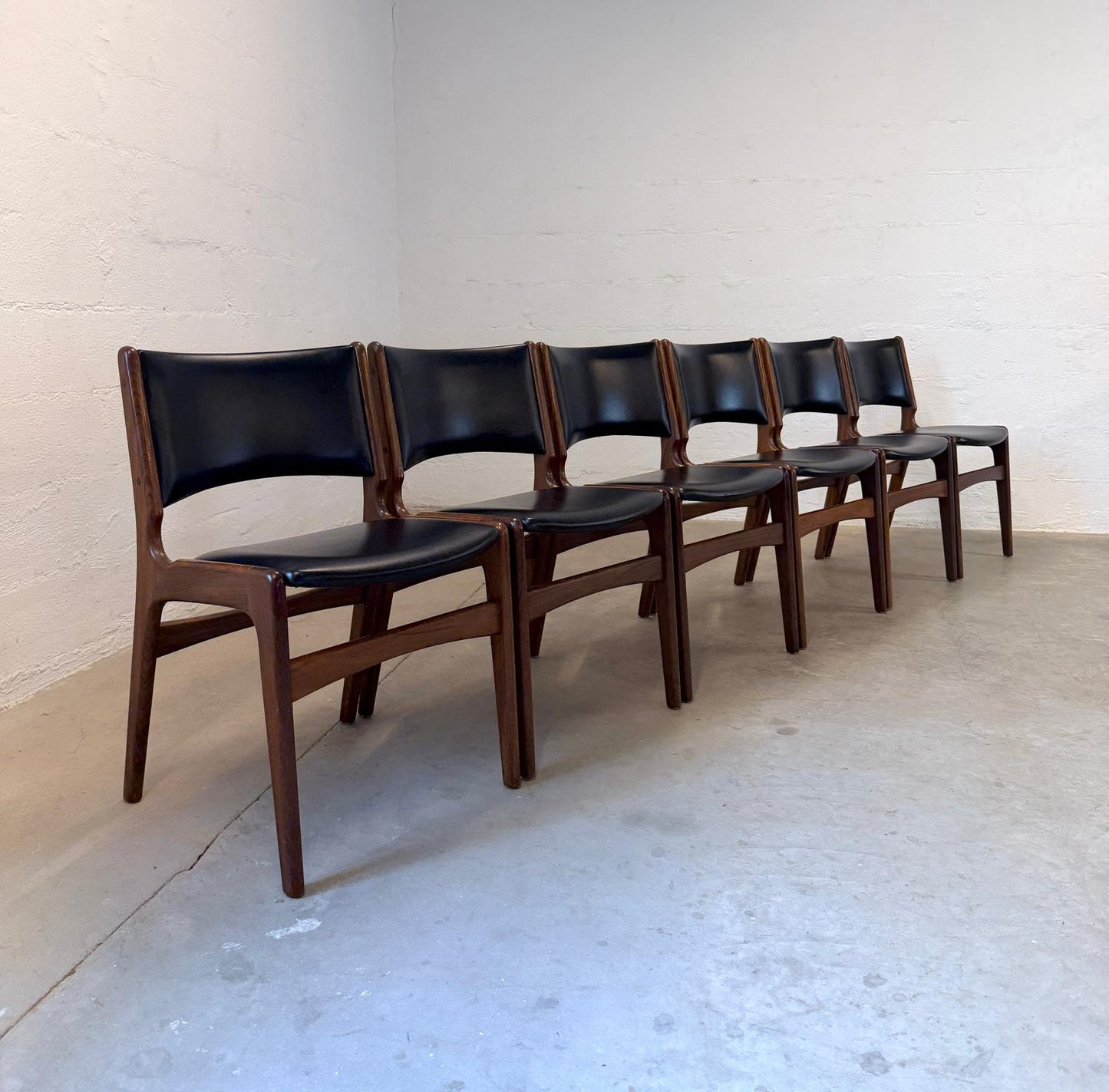 Oddense Maskinsnedkeri A/S Set of 6 Model #89 Teak Dining Chairs Designed by Erik Buch - #A2159