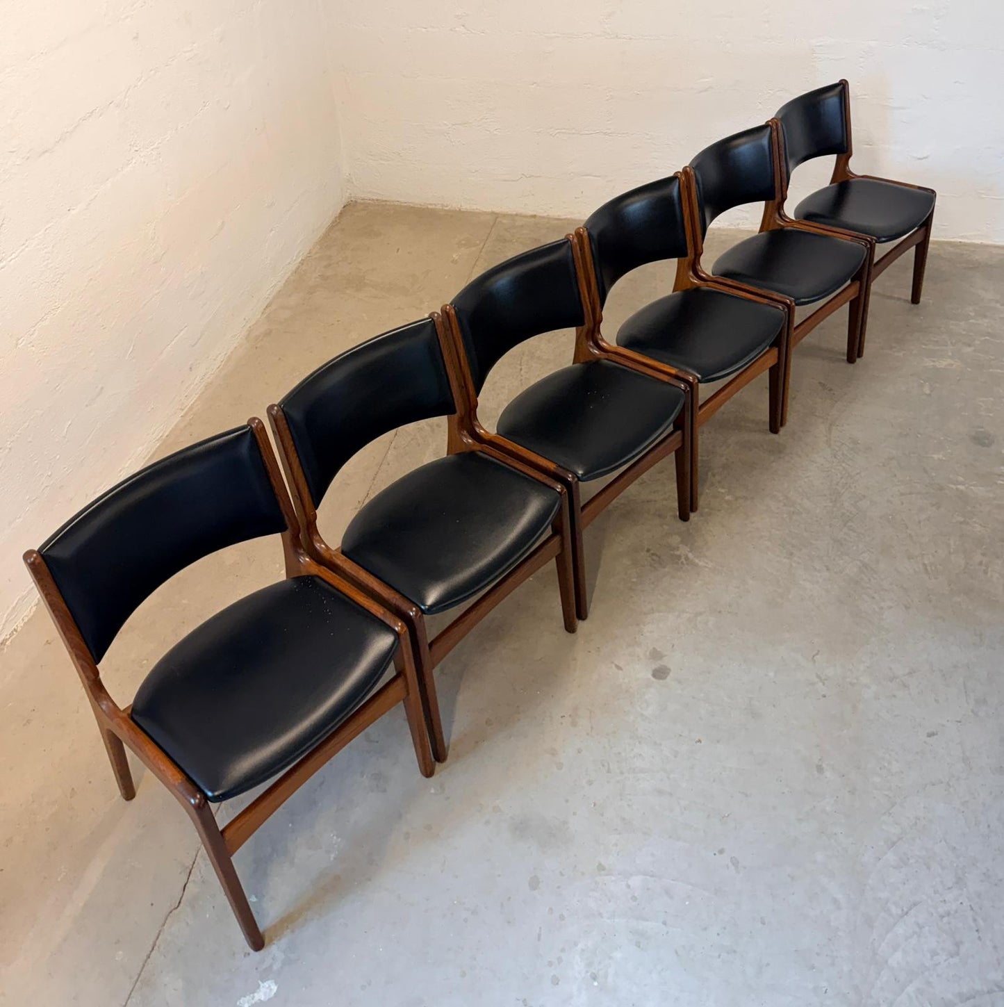 Oddense Maskinsnedkeri A/S Set of 6 Model #89 Teak Dining Chairs Designed by Erik Buch - #A2159