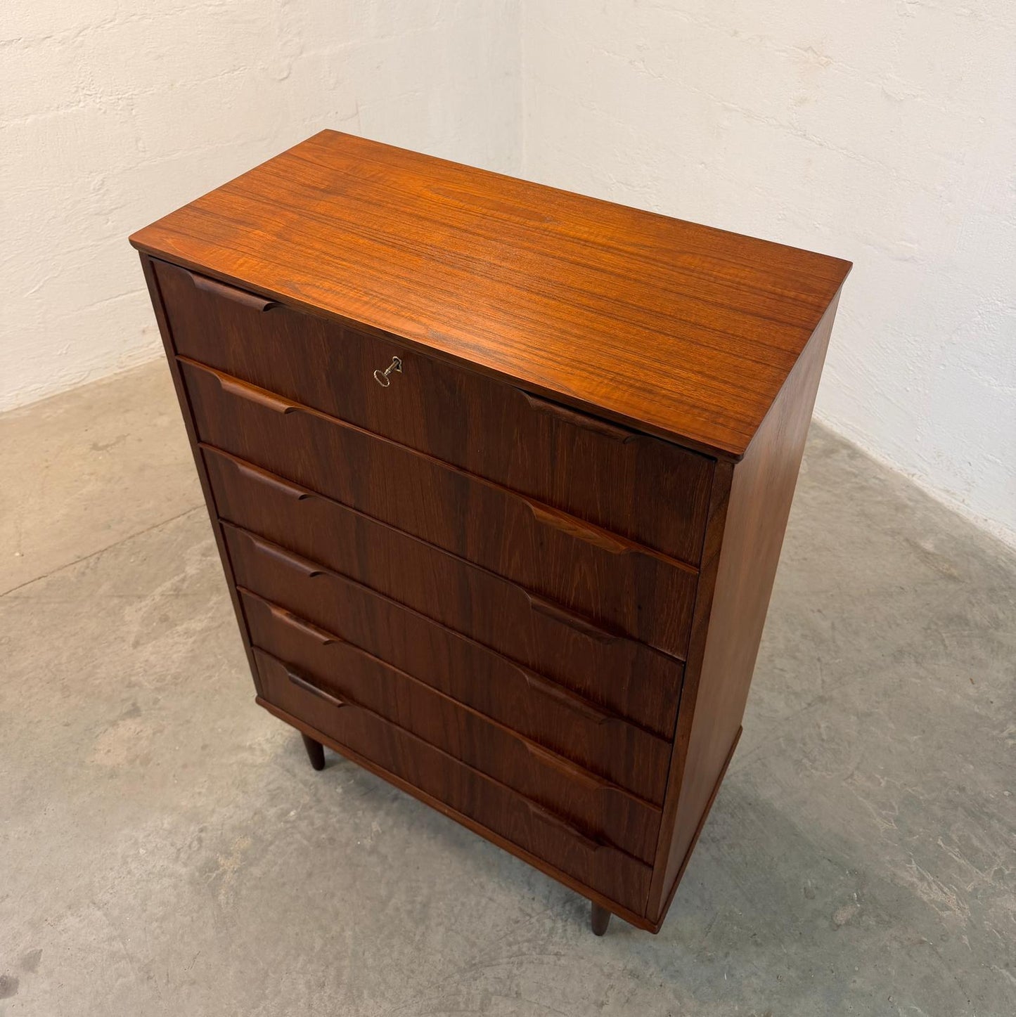 Ejsing Møbelfabrik Teak Dresser - #A2170