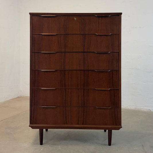 Ejsing Møbelfabrik Teak Dresser - #A2170