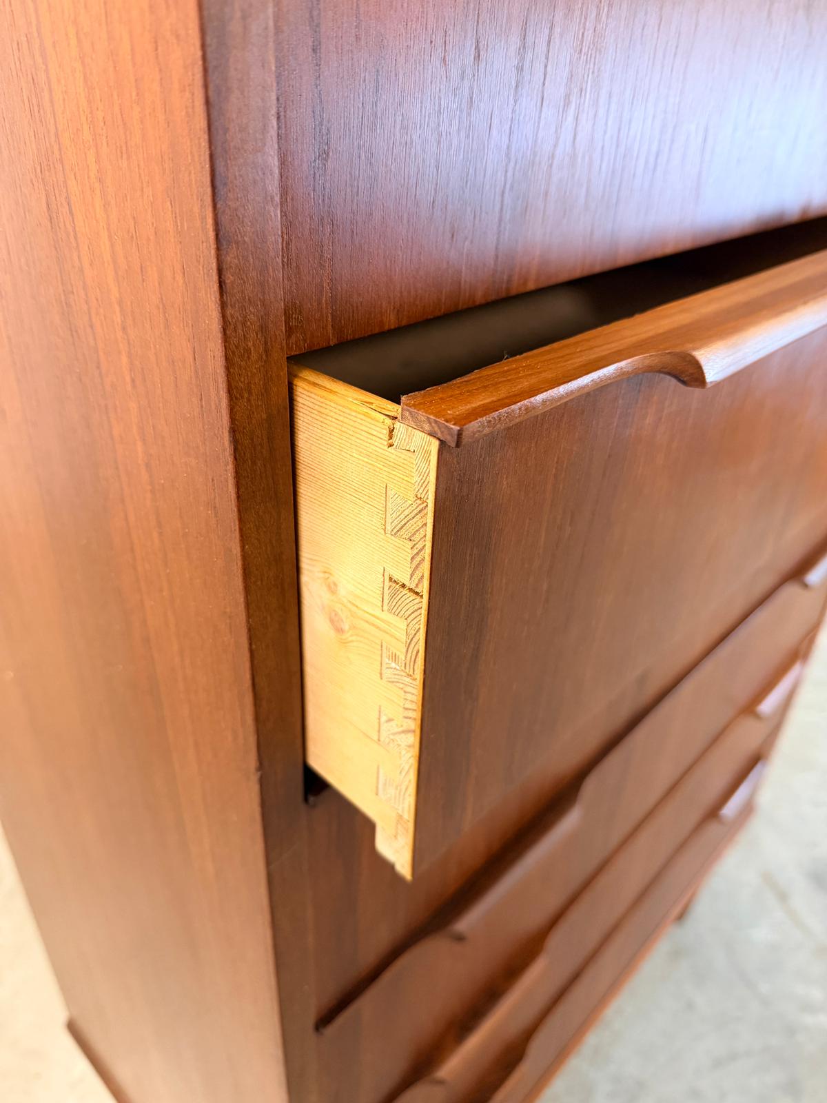 Ejsing Møbelfabrik Teak Dresser - #A2170