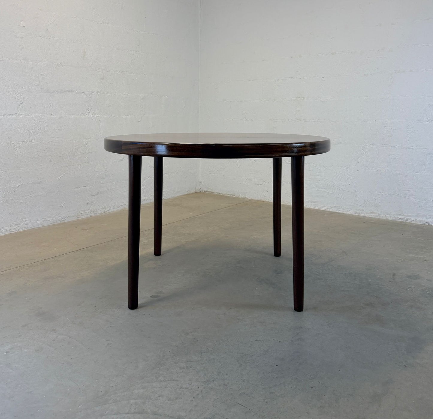 Bramin Møbler Round Mahogany Dining Table with 2 Leaves Designed by H.W. Klein - #A2172