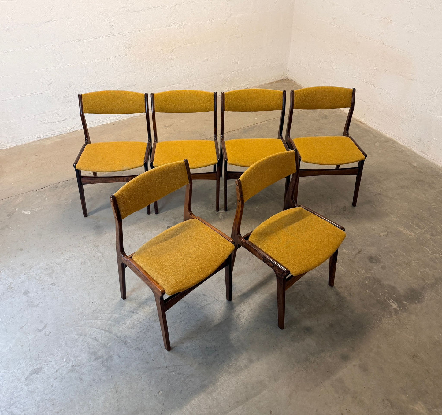 Nova Møbler Set of Six Rosewood Dining Chairs
